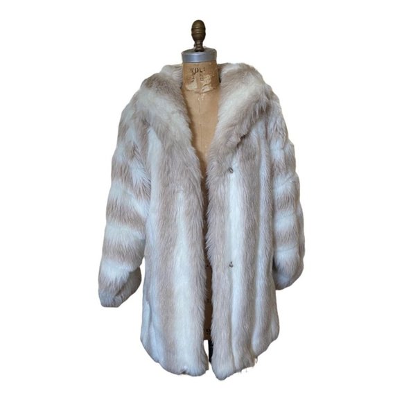 Vintage 1980 Jordache Faux Fur Coat Ombre USA size 11/12 - Picture 2 of 13